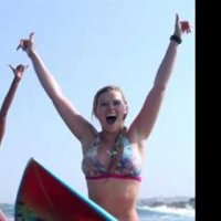 Blue Crush 2 - bande annonce - VO - (2011)