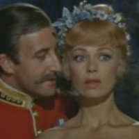 Les Femmes du général - bande annonce - VF - (1962)