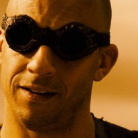 Riddick - bande annonce 2 - VOST - (2013)