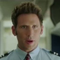 Larry Gaye: hôtesse de l'air - bande annonce - VOST - (2015)