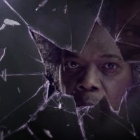 Glass - Teaser 9 - VO - (2019)