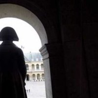 Ces châteaux qui font la France, Vu par un drone et conté par un auteur - bande annonce - (2015)
