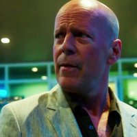 Precious Cargo - bande annonce - VO - (2016)