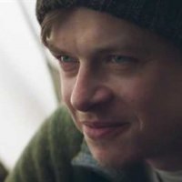 Two Lovers and a Bear - bande annonce - VO - (2016)