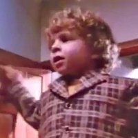 Chérie, j'ai agrandi le bébé - Bande annonce 2 - VO - (1992)