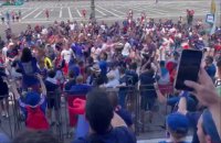 Des supporters boulonnais de l'équipe de France en Hongrie