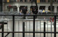 New York : la police sur place après qu'un homme tente de s'immoler par le feu