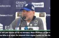 Gimnasia - Maradona : "On aimerait recruter Van Basten, mais..."