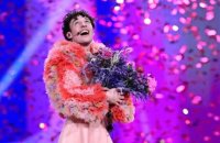 "L'Eurovision a besoin d'être réparée" : Nemo s'exprime après sa victoire pour la Suisse