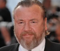 Ray Winstone
