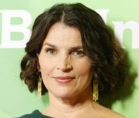 Julia Ormond