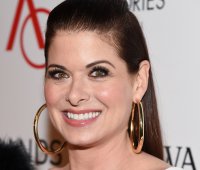 Debra Messing