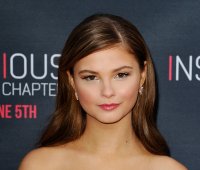 Stefanie Scott