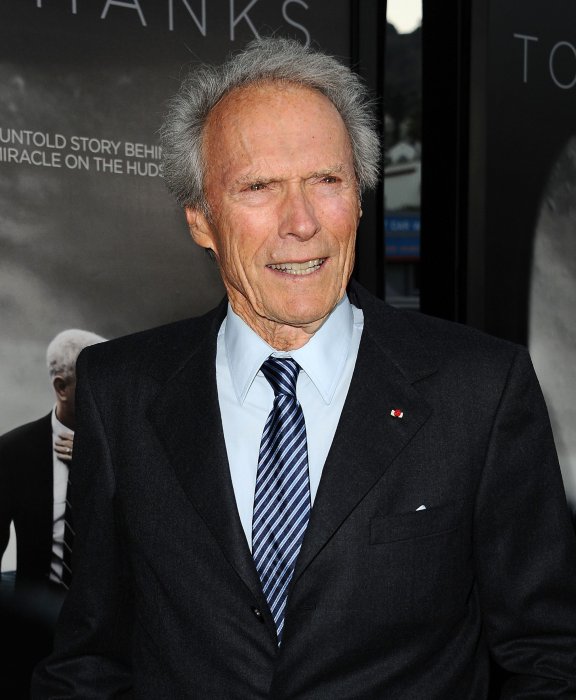 Clint Eastwood a refusé James Bond Clint Eastwood a refusé James Bond