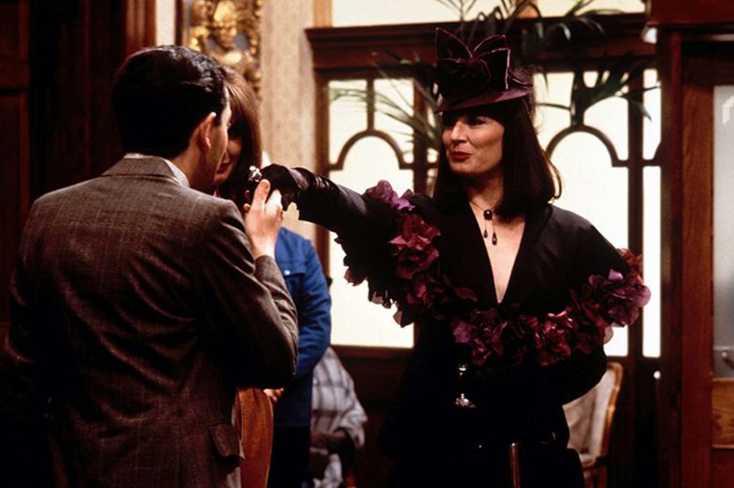 "Les Sorcières" (1990) de Nicolas Roeg "Les Sorcières" (1990) de Nicolas Roeg