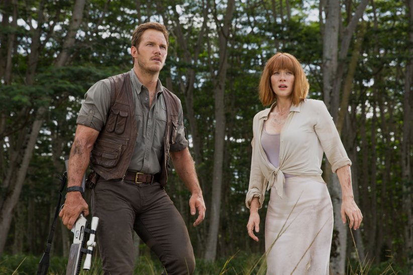 Bryce Dallas Howard et Chris Pratt dans "Jurassic World" Bryce Dallas Howard et Chris Pratt dans "Jurassic World"