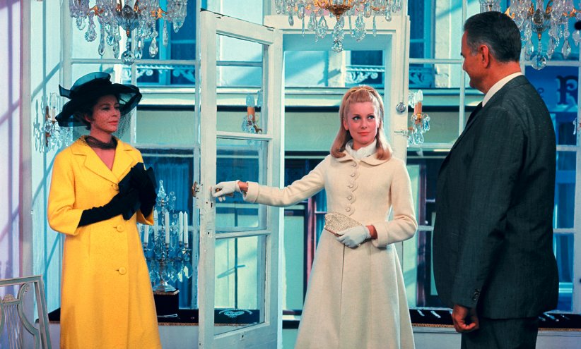 Geneviève Emery dans "Les Parapluies de Cherbourg" (1964) Geneviève Emery dans "Les Parapluies de Cherbourg" (1964)