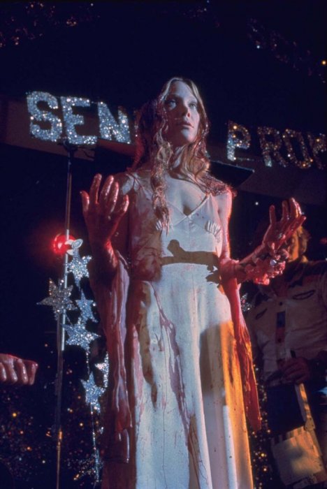Carrie dans "Carrie au bal du diable" Carrie dans "Carrie au bal du diable"