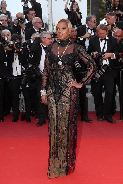 Mary J. Blige atteint le summum du glamour Mary J. Blige atteint le summum du glamour