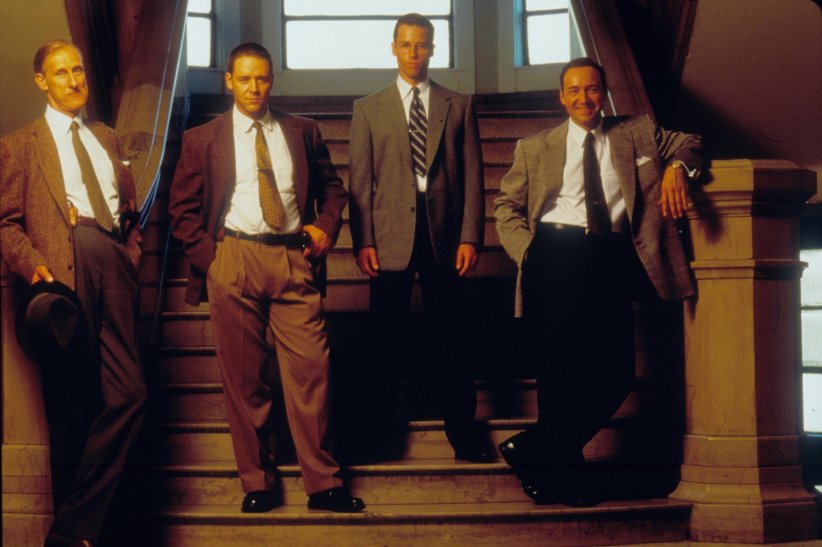 "L.A. Confidential" (1997) de Curtis Hanson, d'après l'oeuvre de James Ellroy "L.A. Confidential" (1997) de Curtis Hanson, d'après l'oeuvre de James Ellroy