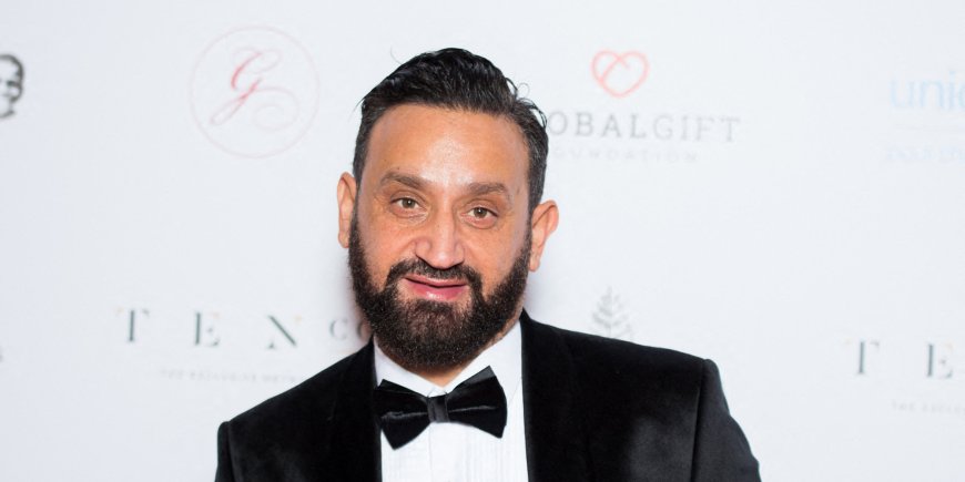 Cyril Hanouna lors du photocall du Global Gift Gala à Paris, le 30 octobre 2021.