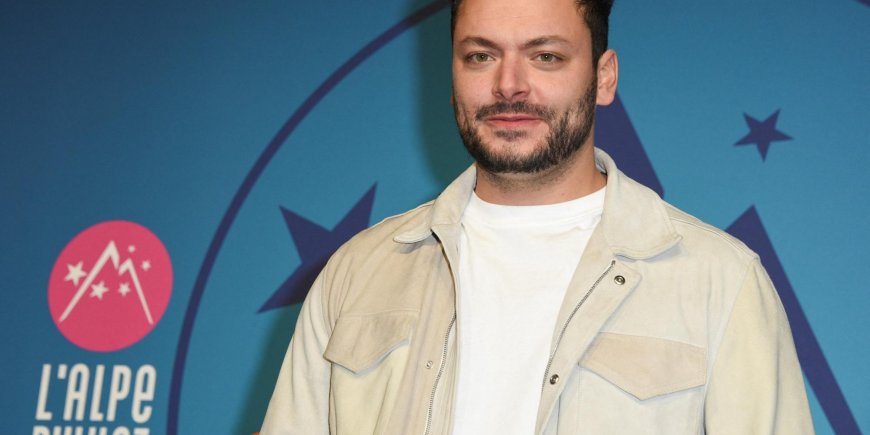 Kev Adams lors de la 25e édition du Festival du film d'Alpe d'Huez, le 21 janvier 2022.