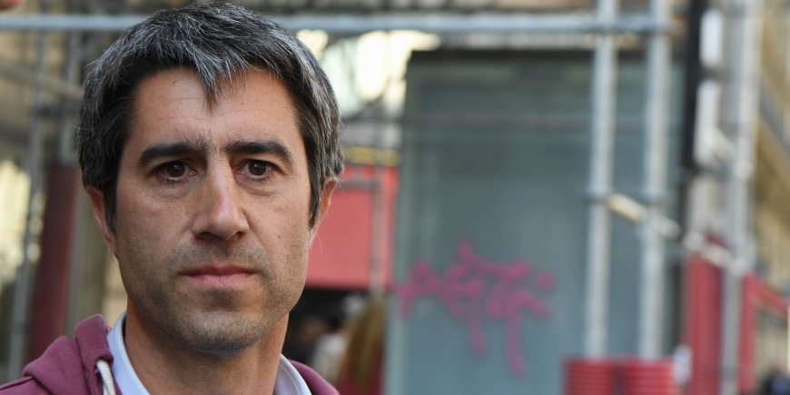 François Ruffin lors de La fête à Macron organisée à Paris, le 5 mai 2018.