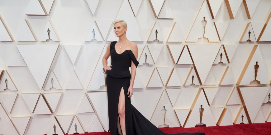 Charlize Theron à la 92ème cérémonie des Oscars à Los Angeles, le 9 février 2020.