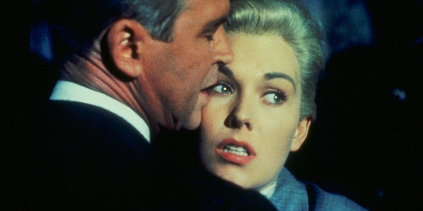 Kim Novak et James Stewart dans
