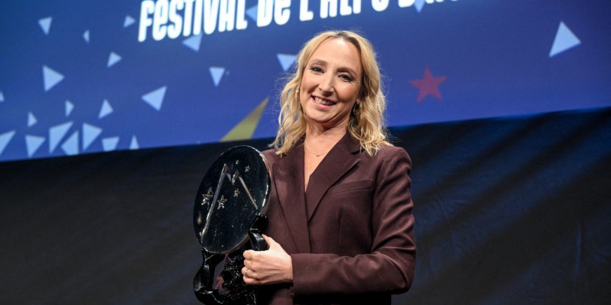 Audrey Lamy à la cérémonie de clôture du Festival du Film d'Alpe d'Huez, le 22 janvier 2022.
