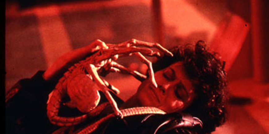 Sigourney Weaver dans