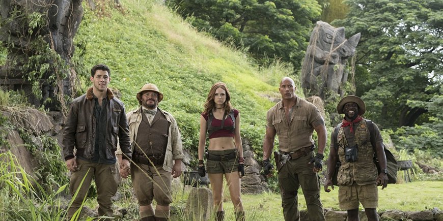 Dwayne Johnson, Jack Black, Karen Gillan, Kevin Hart et Nick Jonas dans