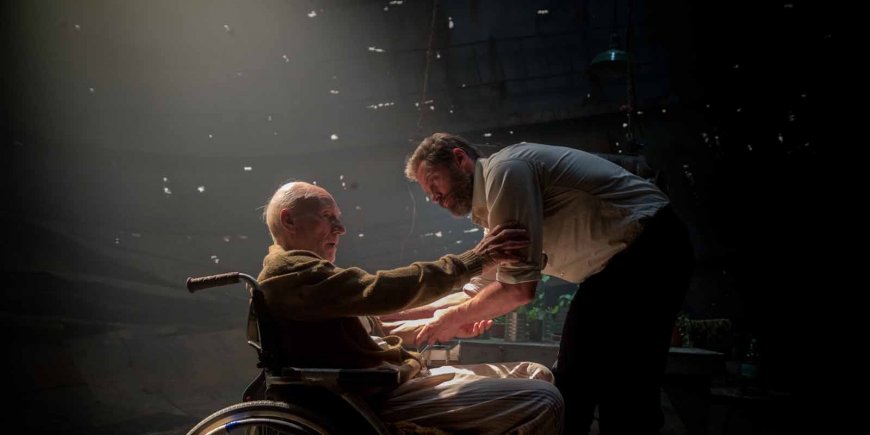 Patrick Stewart et Hugh Jackman dans