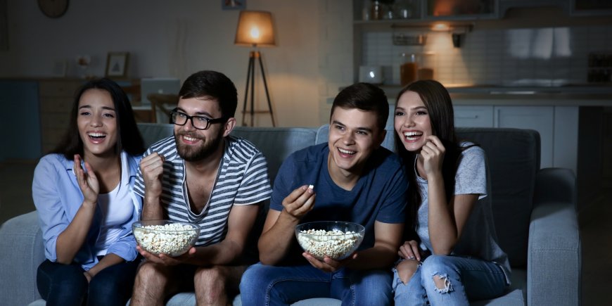 Comment les rires enregistrés influencent-ils le spectateur ?