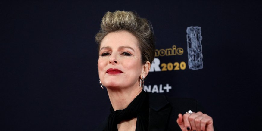 Karin Viard lors de la 45ème cérémonie des César à la salle Pleyel à Paris, le 28 février 2020.