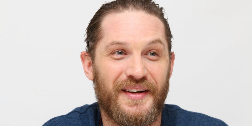 Tom Hardy en conférence de presse pour