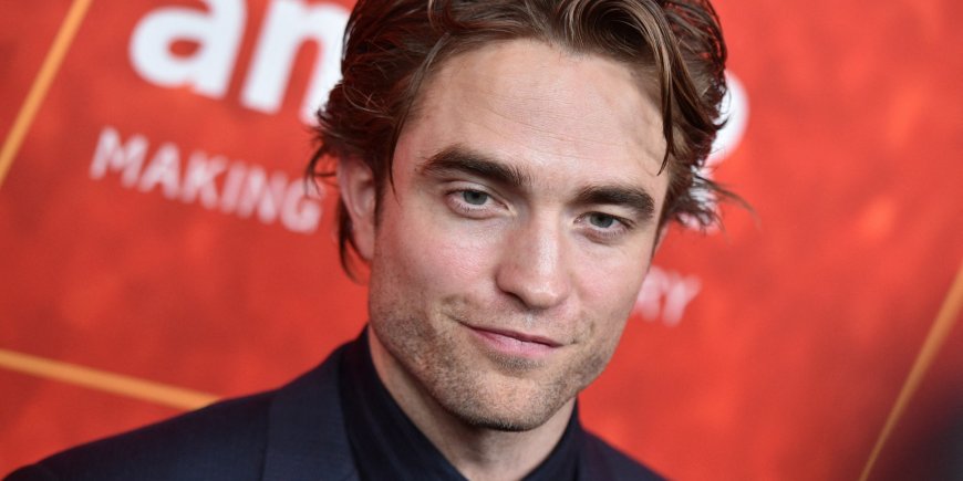 Robert Pattinson au Gala amfAR à Beverly Hills, le 16 octobre 2018.