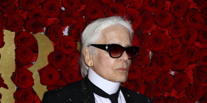 Karl Lagerfeld à la soirée WWD Honors à New York, le 24 octobre 2017.