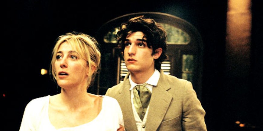 Valeria Bruni Tedeschi et Louis Garrel dans le film
