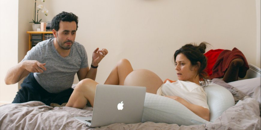 Marina Foïs et Jonathan Cohen dans