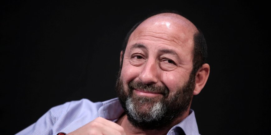 Kad Merad lors de la cérémonie de clôture du 19e Festival International du film de Comédie de l'Alpe d'Huez, le 16 janvier 2016.