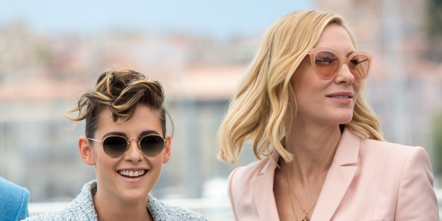 Kristen Stewart et Cate Blanchett lors du photocall du jury du 71e Festival International du Film de Cannes, le 8 mai 2018.
