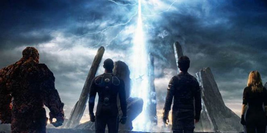 Jamie Bell, Kate Mara, Michael B. Jordan et Miles Teller dans