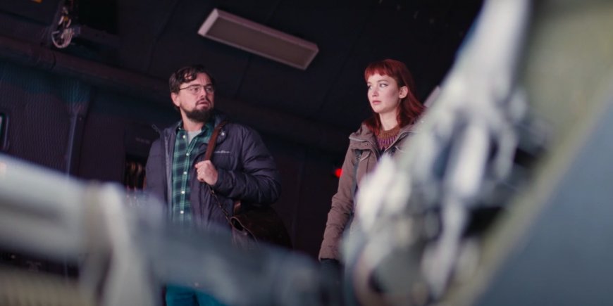 Leonardo DiCaprio et Jennifer Lawrence dans