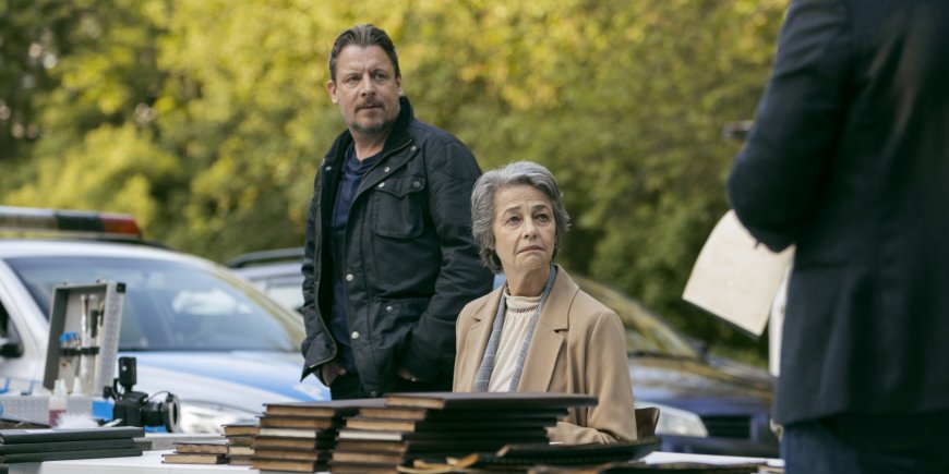 Charlotte Rampling et Anders W. Berthelse dans
