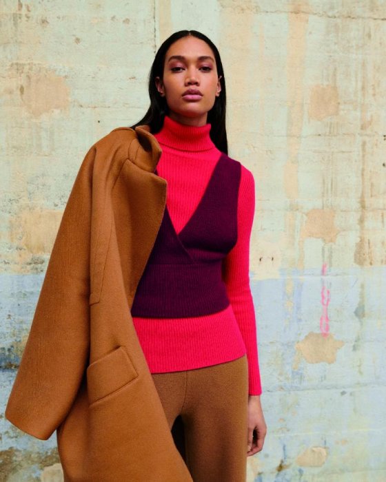Le pull coloré Le pull coloré