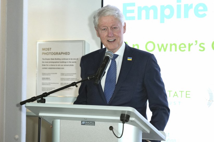 Bill Clinton est malentendant Bill Clinton est malentendant