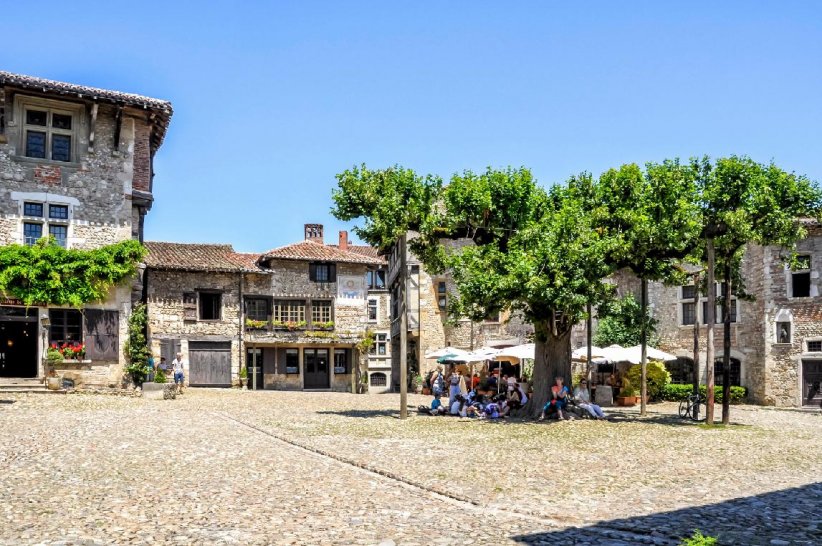 Pérouges : miser sur une des plus belles communes de France Pérouges : miser sur une des plus belles communes de France
