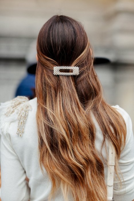 La grosse barrette plate : un poil de minimaliste La grosse barrette plate : un poil de minimaliste