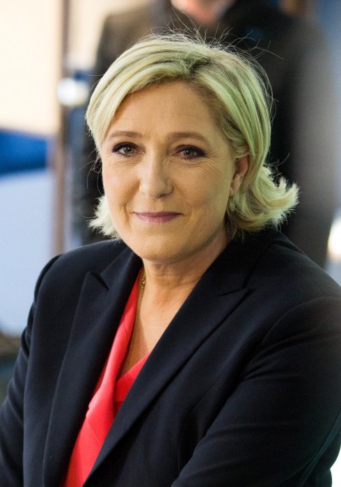 Marine Le Pen, soumise à une expertise psychiatrique ? Marine Le Pen, soumise à une expertise psychiatrique ?